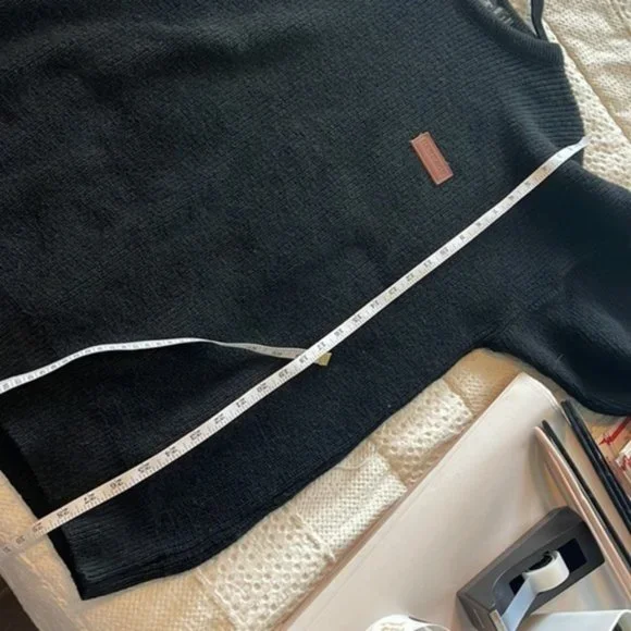 Mens 100% wool sweater